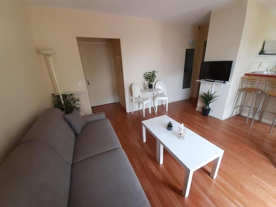 Le Garavan, Superbe Vue Et Vieux Appartement Menton